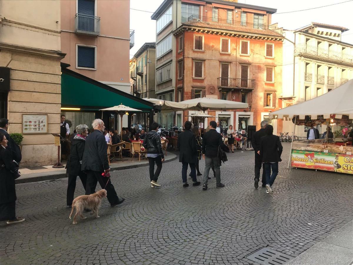 Via Roma 12 Verona Exterior photo