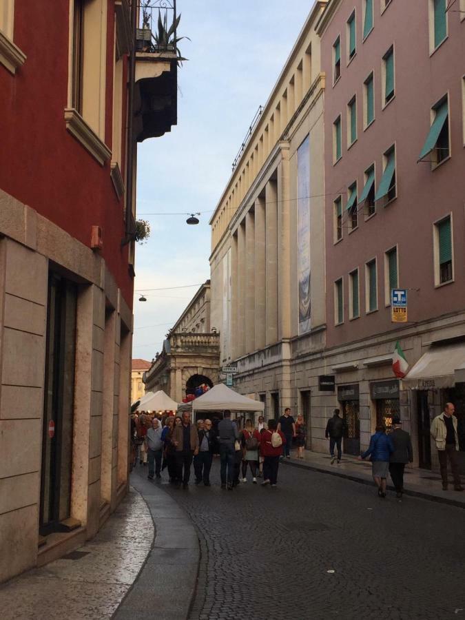 Via Roma 12 Verona Exterior photo